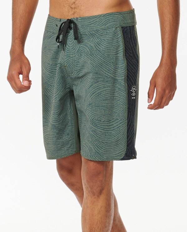 Alternative view of Mirage 3-2-One Ultimate 19" Boardshort