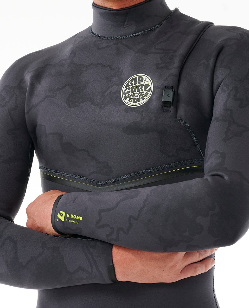 E-Bomb 3/2 Zip Free Wetsuit Steamer - Image 4